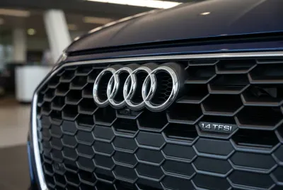 Détail de la calandre et badge 1.4 TFSI Audi A4
